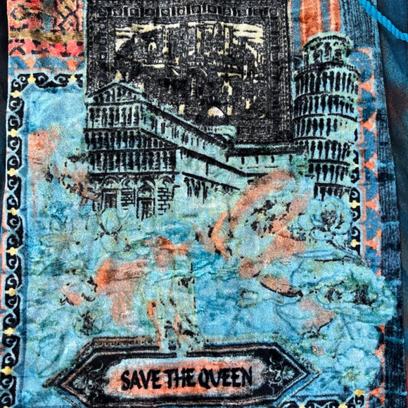 Save the queen printed velvet dress with strings size M. - Picture 5 of 5